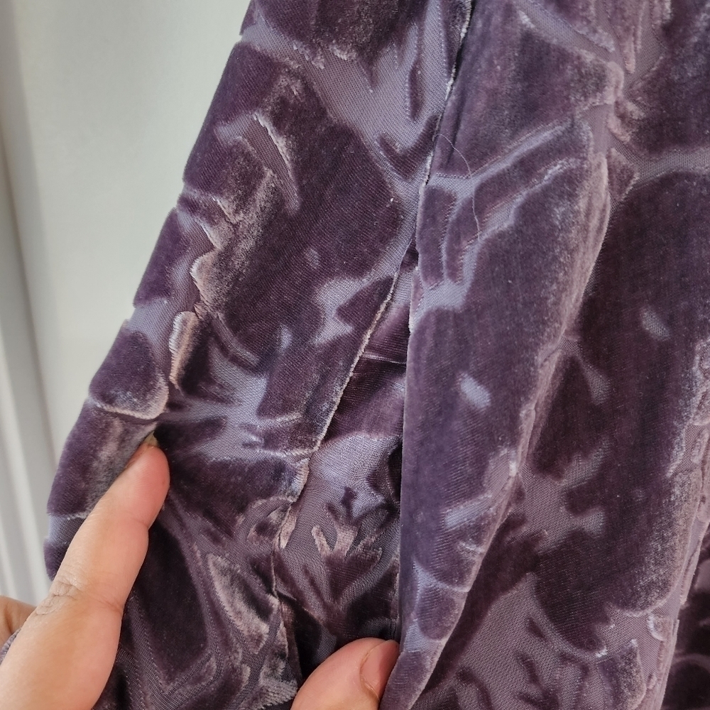 Aritzia Wilfred Silk Velvet Printed Trompette Dress - Picture 7 of 12